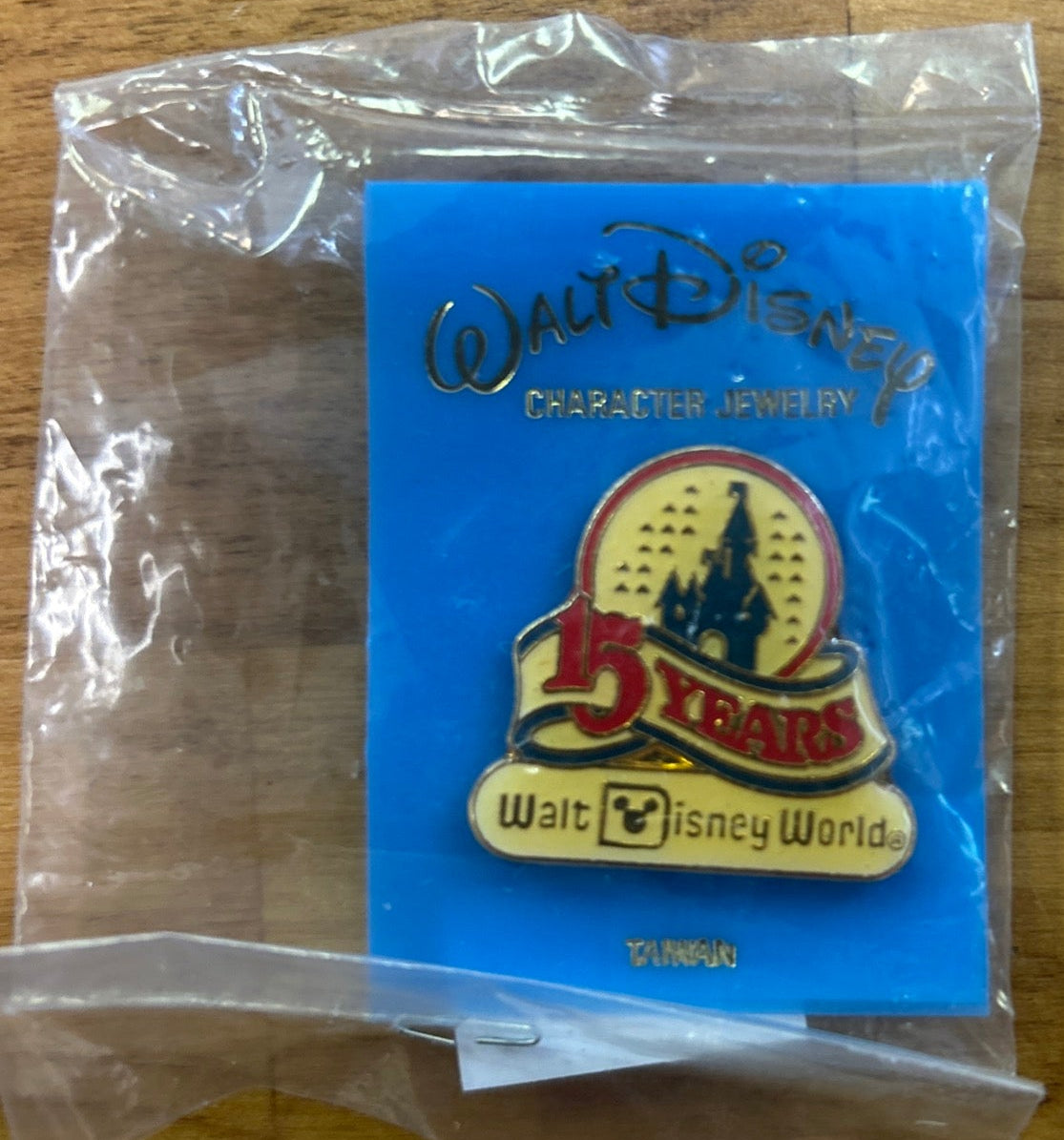 1986 Walt Disney World Pin - 15 Years - Cinderella Castle - New in Wrapper