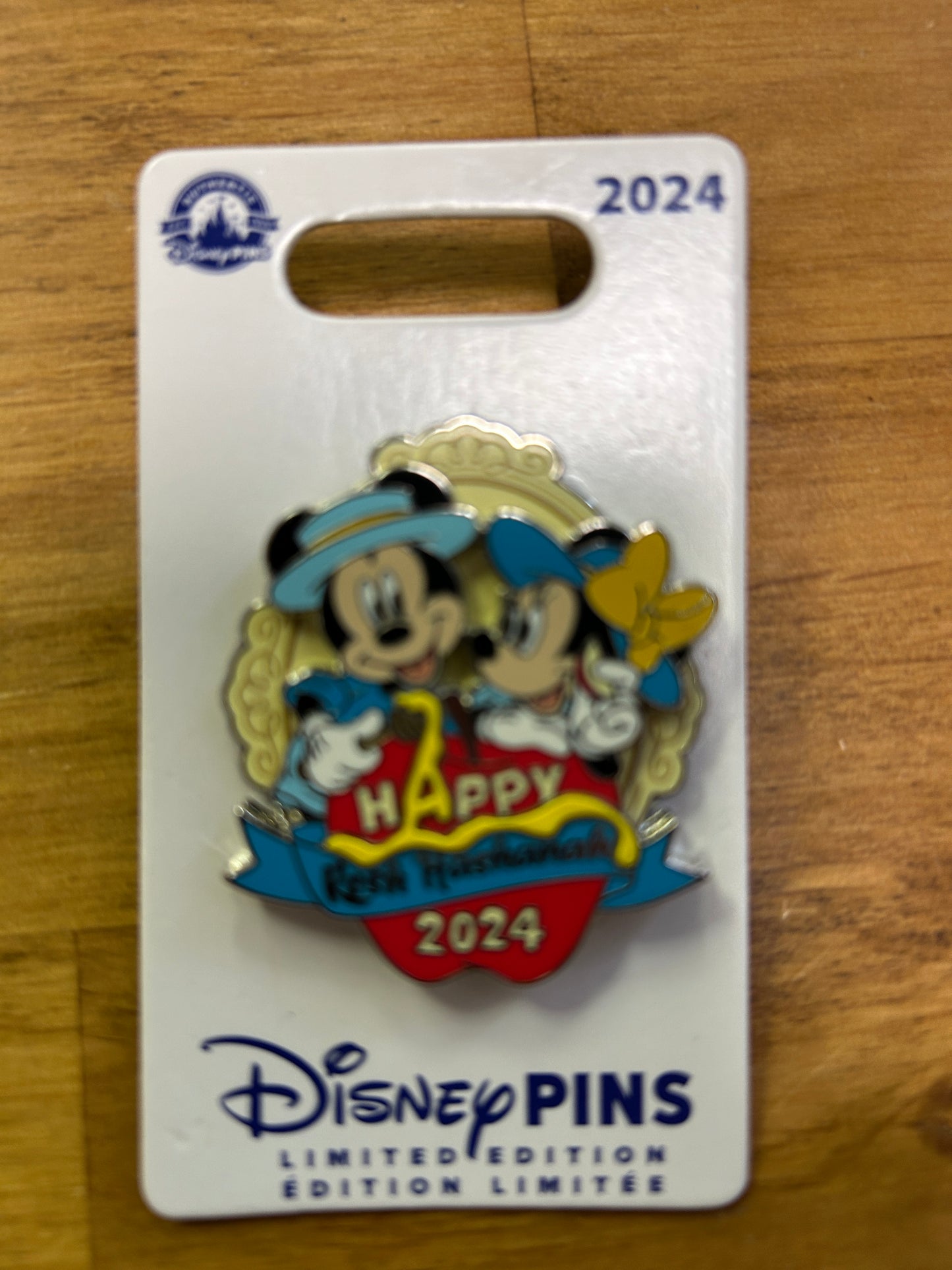 2025 Mickey & Minnie Mouse Disney Pin celebrating Rosh Hashanah
