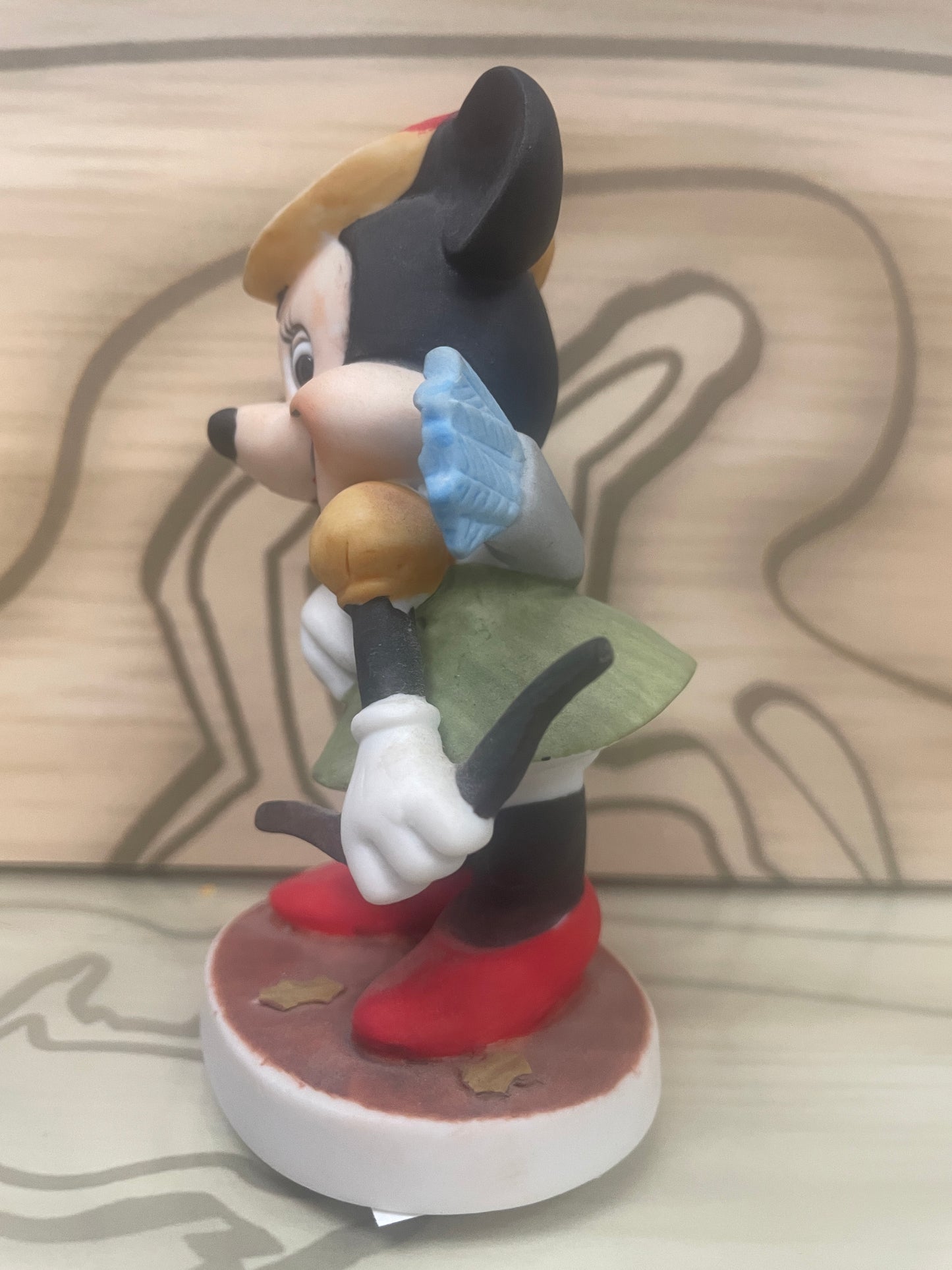 Minnie Mouse 4" Bisque Statue / Figurine - Bow-n-Arrow - Walt Disney Productions