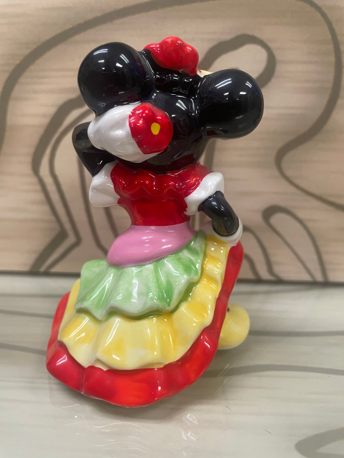 Minnie Mouse - Ceramic 4" Statue / Figurine - Fancy Dress Dancer - Walt Disney Productions