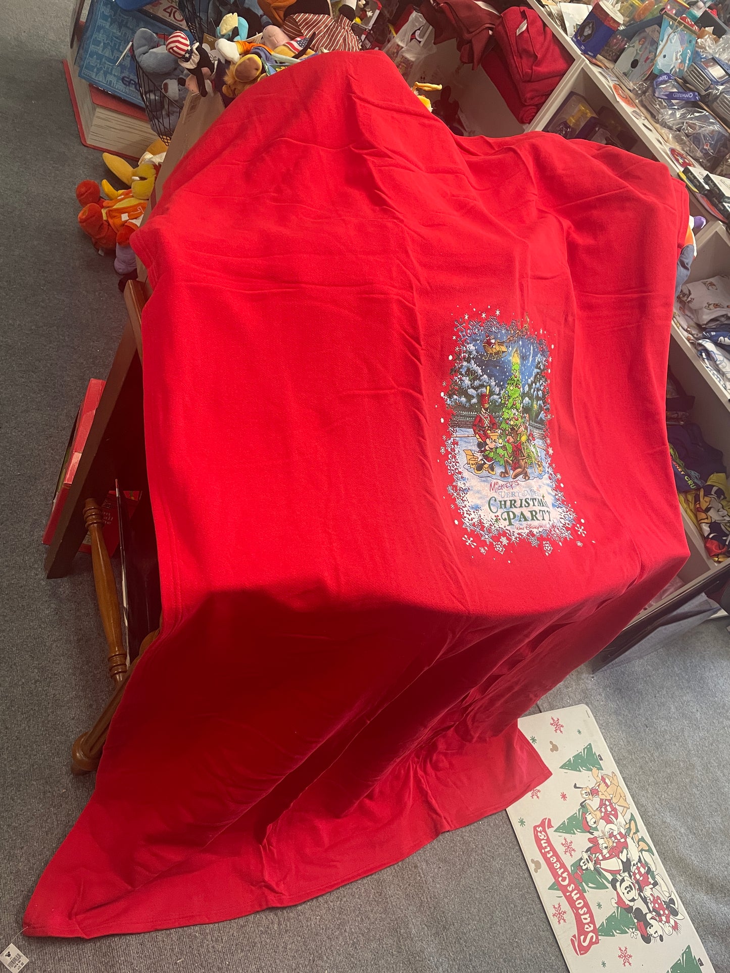 2006 Mickey Minnie Mouse WALT DISNEY WORLD Christmas Party BLANKET