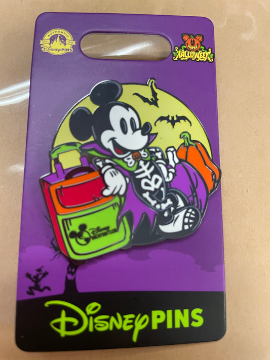 Mickey Mouse Skeleton Halloween Disney Pin