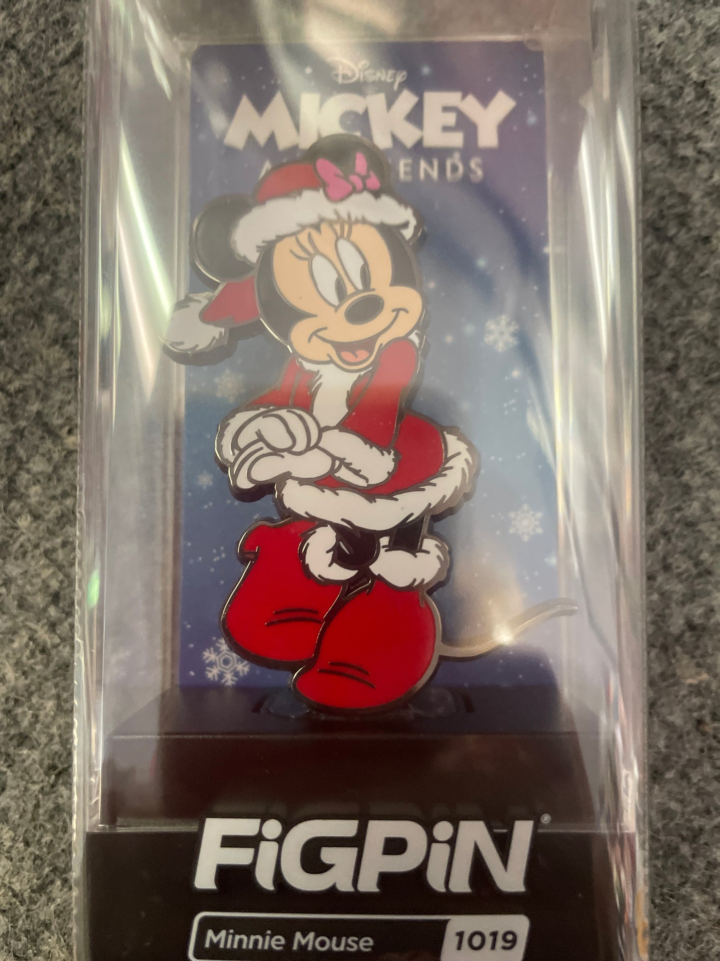 Minnie Mouse Mrs. Claus FIGPIN - Disney Pin