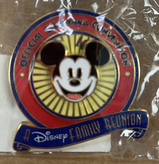 2001 Disneyana Convention - Mickey Mouse Family Union Logo PIN - DIsneyland