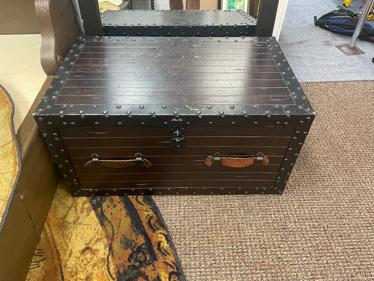 Pirates of Caribbean Treasure Chest Drawer - Walt Disney World Caribbean Beach Resort Room