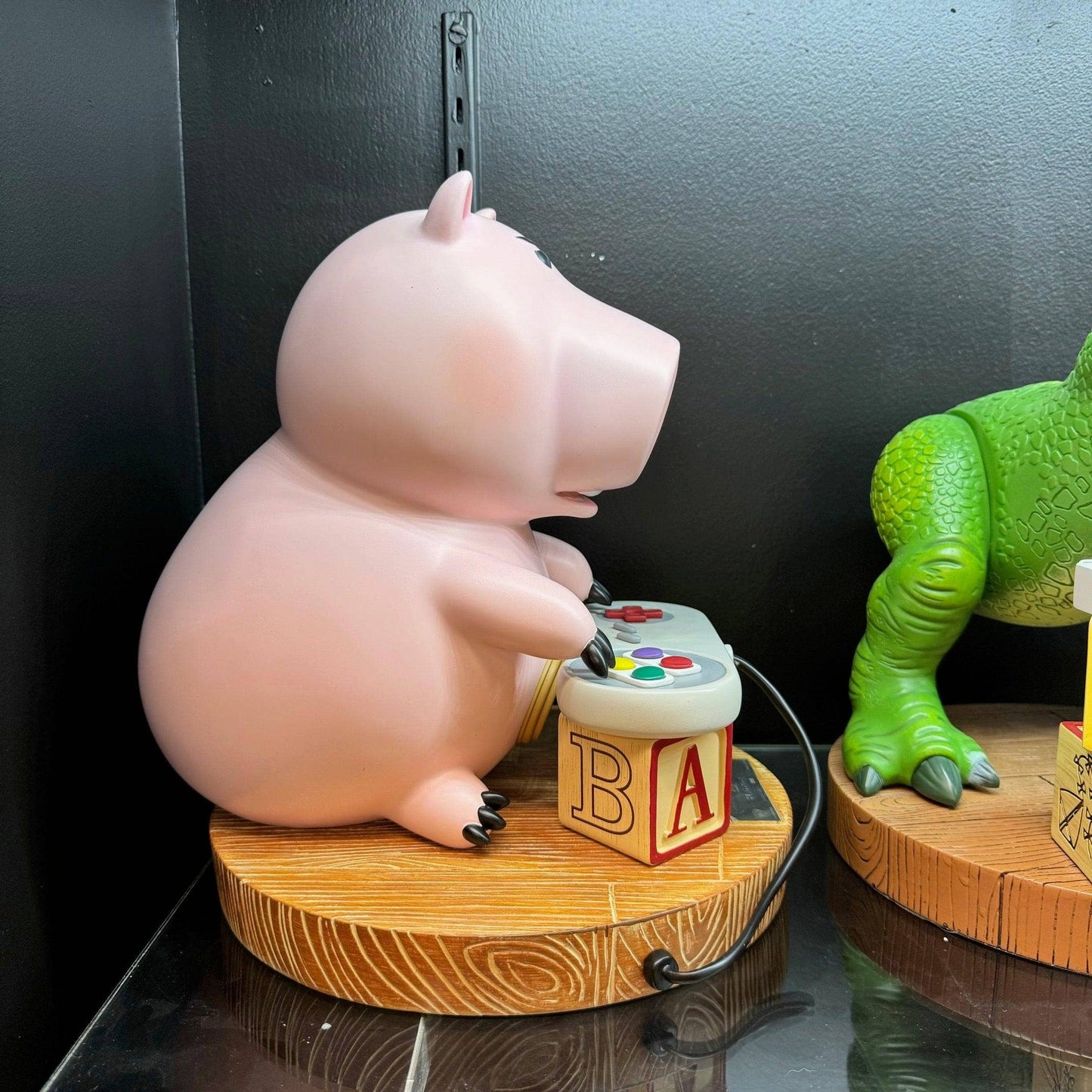 Toy Story Master Craft Hamm Table Top Statue