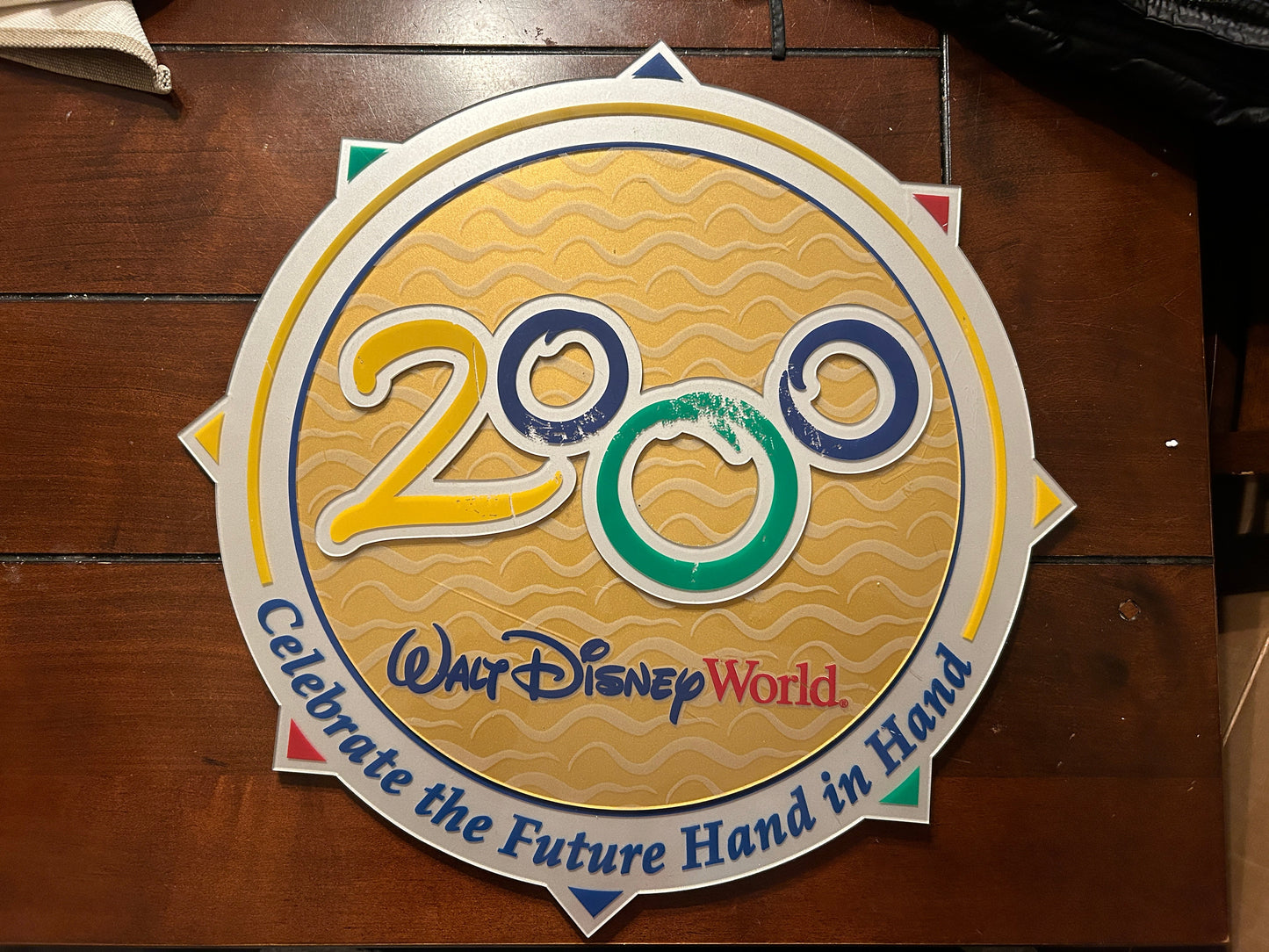 Walt Disney World 2000 Pole SIgn with DISNEY AUCTIONS Certificate