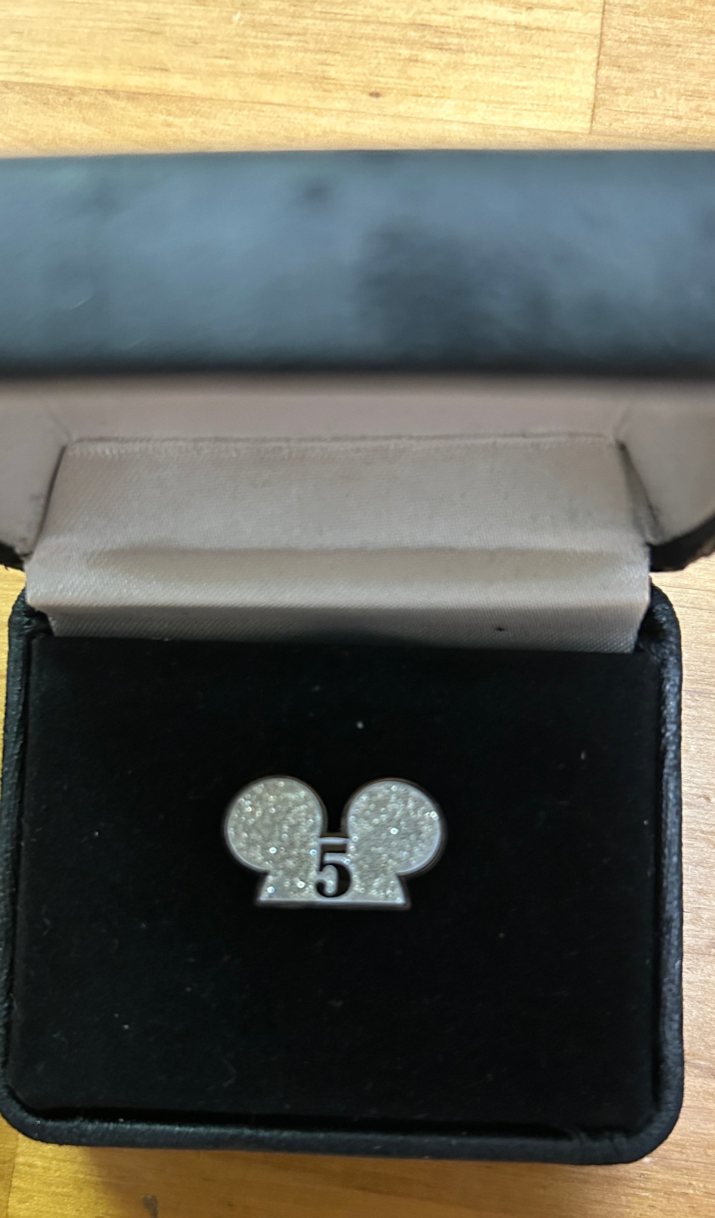 Disney Store 5 Year Service Pin - Mickey Mouse Ears