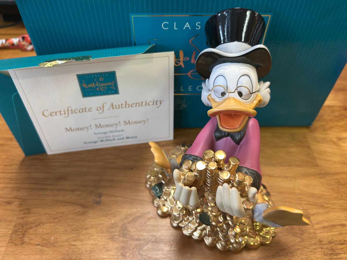 UNCLE SCROOGE Walt Disney Classic Collection WDCC with box and COA