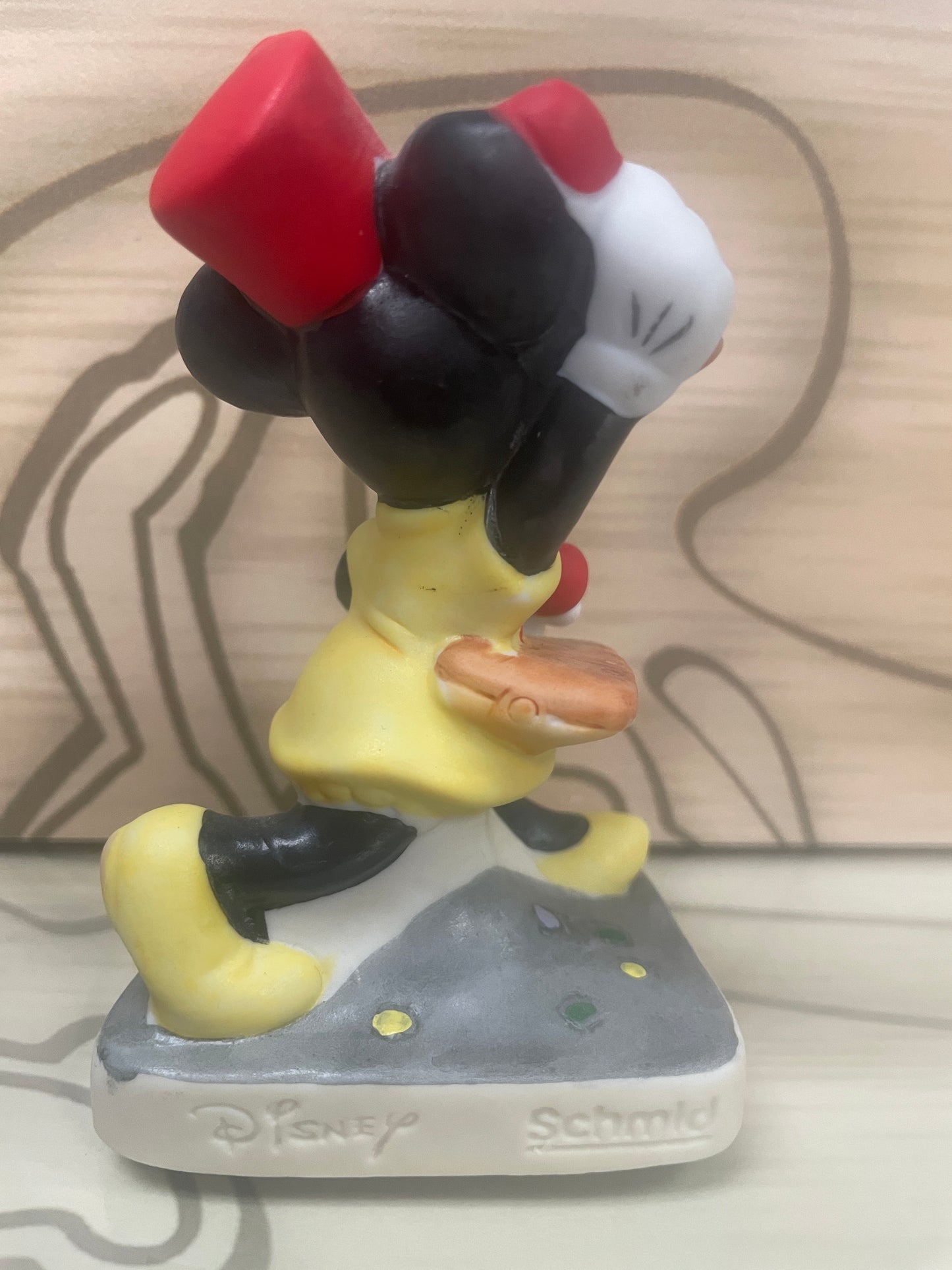 Minnie Mouse 4" Bisque Statue / Figurine  - Playing Xylophone - Schmid
