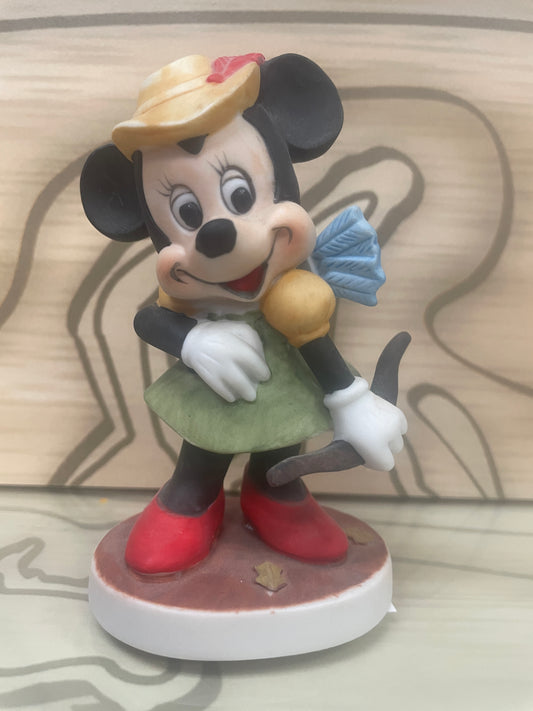 Minnie Mouse 4" Bisque Statue / Figurine  - Bow-n-Arrow - Walt Disney Productions