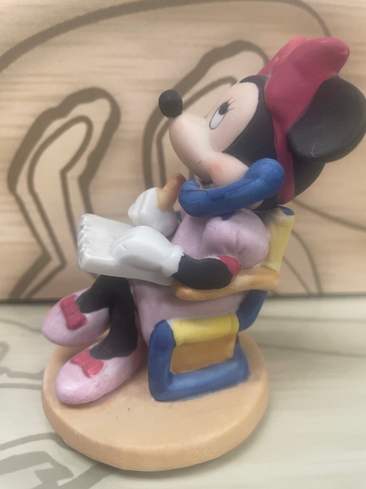 Minnie Mouse 4" Bisque Statue / Figurine  - Talking on Phone - Walt Disney Productions