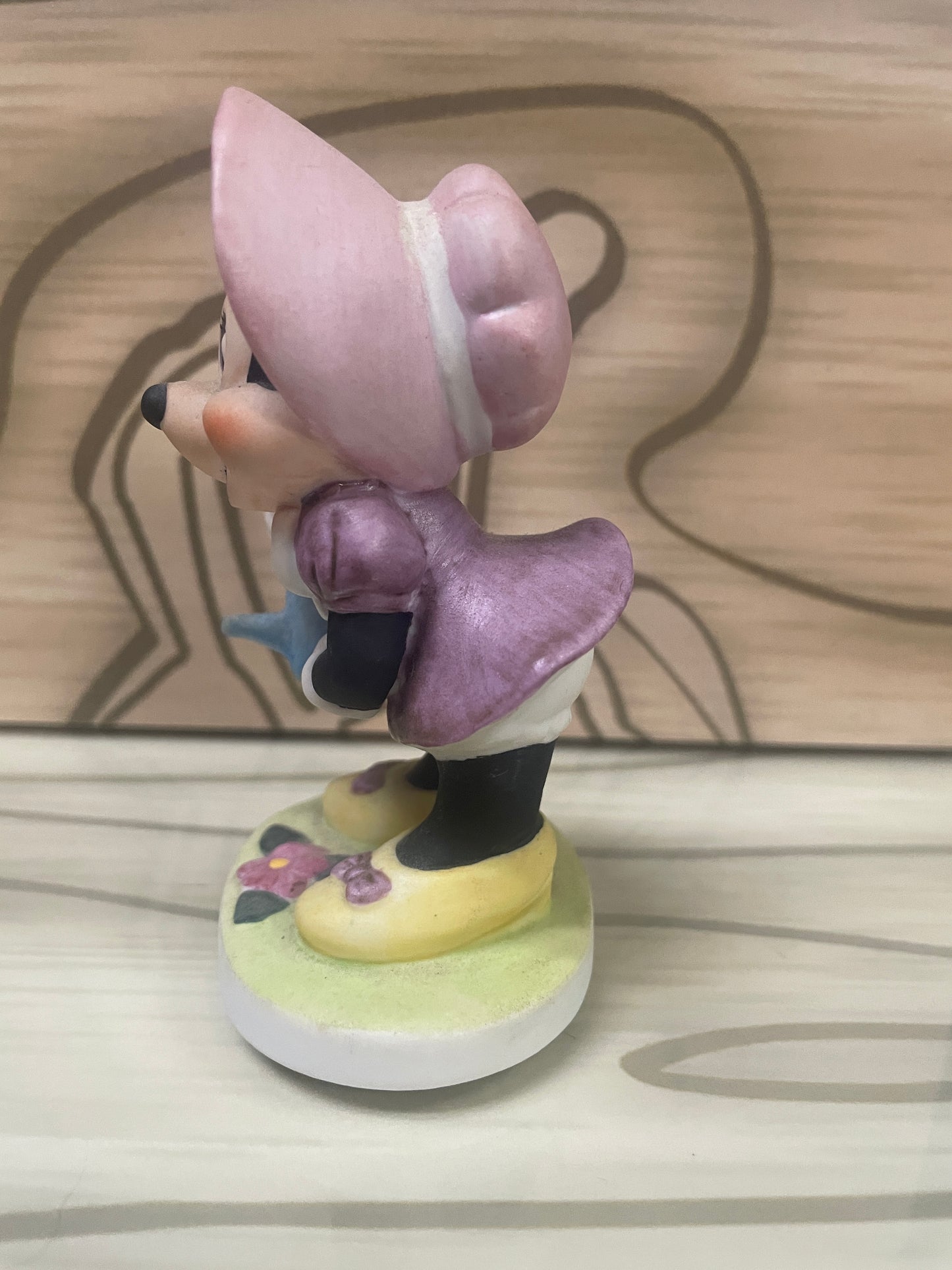 Minnie Mouse - Bisque 4" Statue / Figurine - Watering Flower - Walt Disney Productions