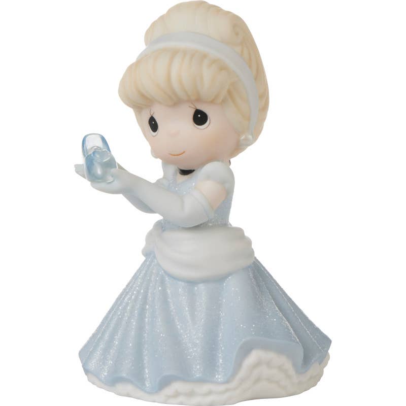 Your Dream Is The Perfect Fit Figurine - Cinderella - Precious Moments